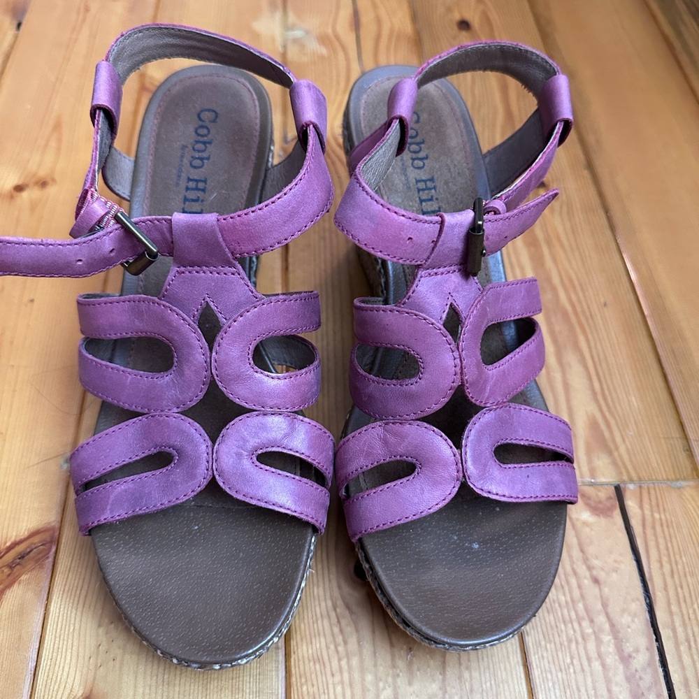 Cobb Hill by New Balance Leather Buckle Wedge Heel Pink Sandal